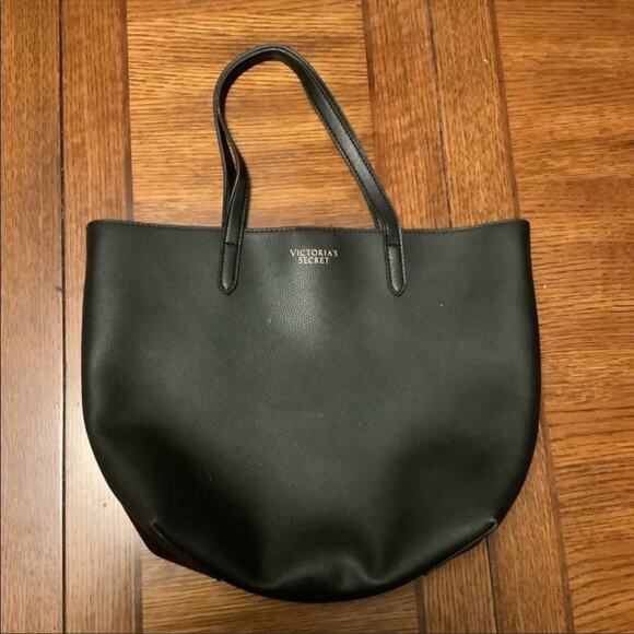 Victoria’s Secret VS Black Shoulder Bag - Picture 7 of 8